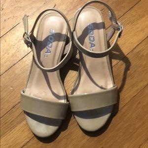 Children Nude block heel size 12